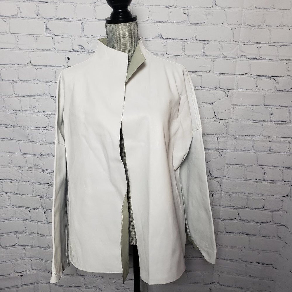 Sharon Roth EB International White 100% Leather Jacket NWT size 10